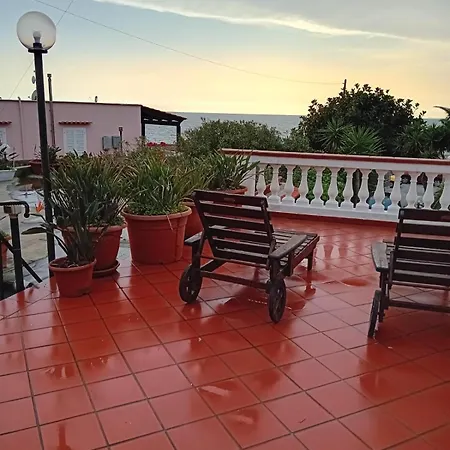 Appartamento Bilocale Con Vista Mare A Forio D'ischia Ischia